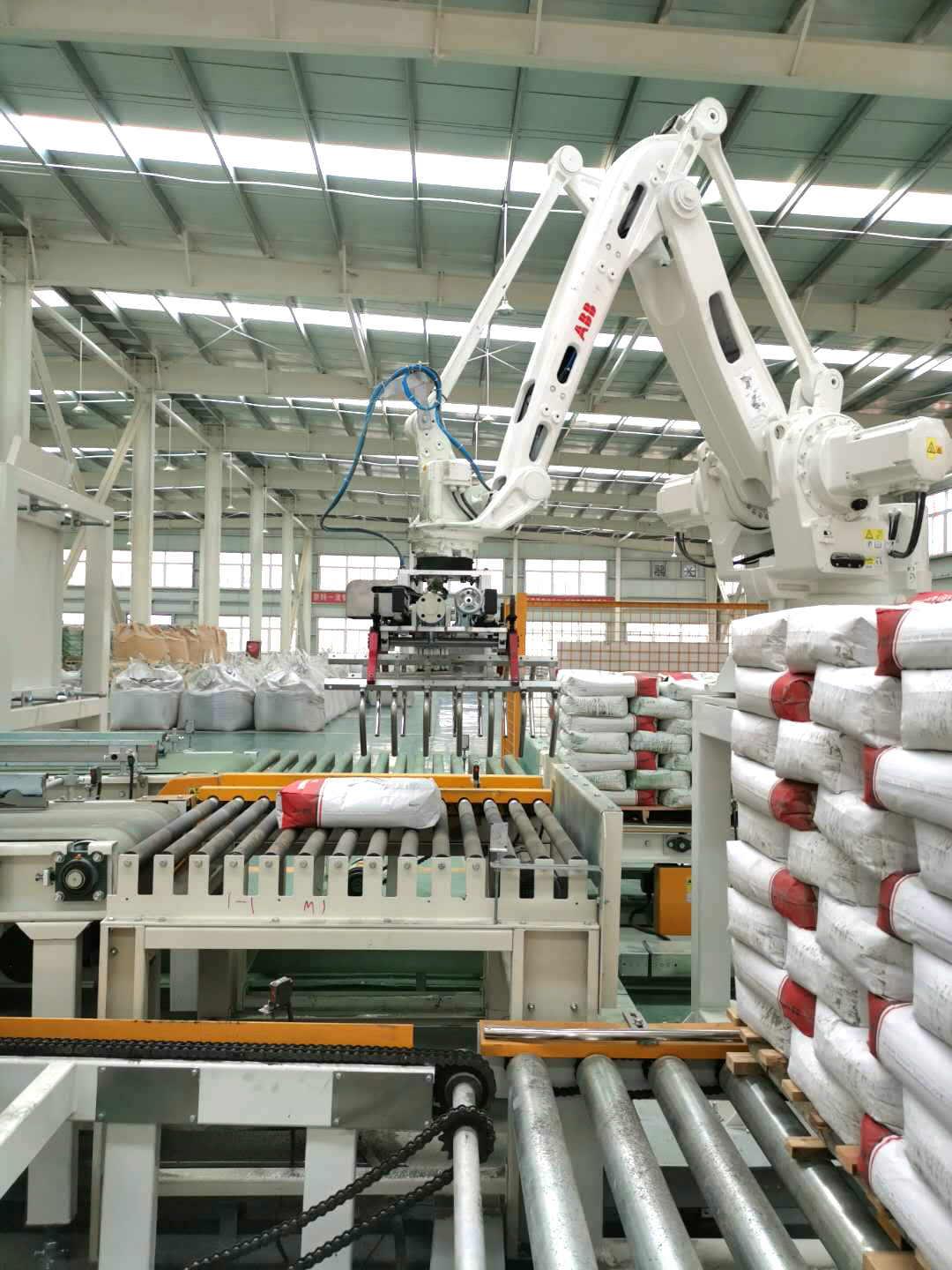 ?大廣金剛砂地坪材料  新鄉(xiāng)自動(dòng)化工廠(chǎng)！